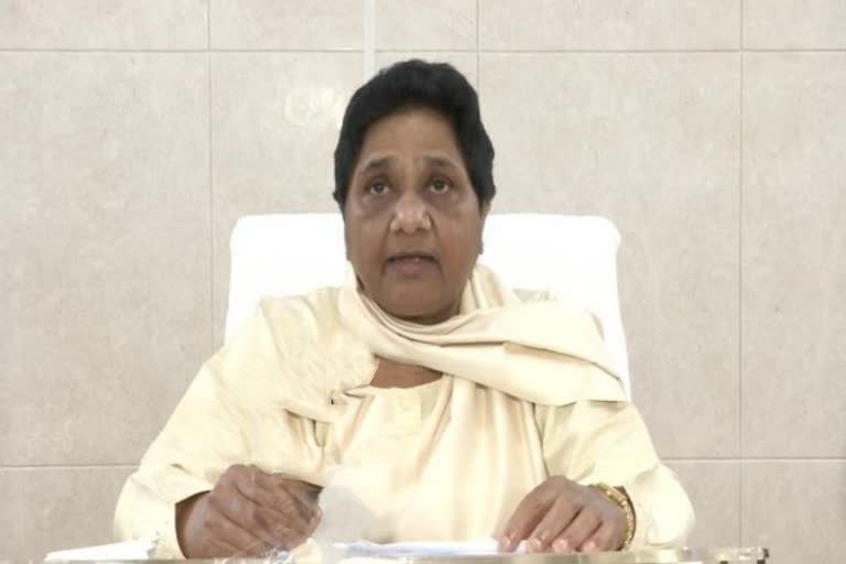 ms-mayawati-pays-tribute-to-ambedkars-129th-birthday