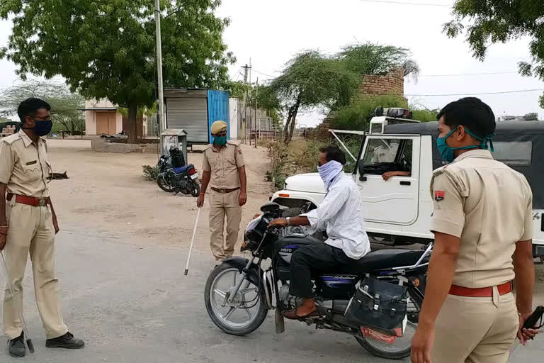 nagaur news,  rajasthan news,  lockdown in nagaur,  corona virus in rajasthan,  नागौर पुलिस हुई सख्त,     Nagaur borders were sealed