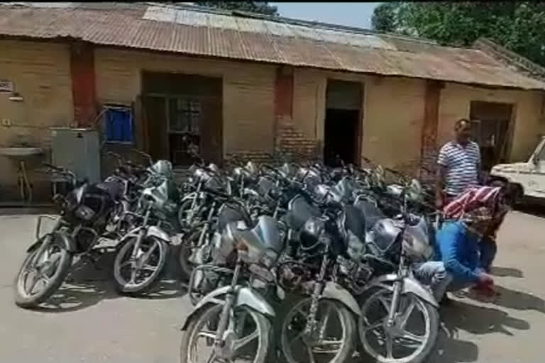 CIA One Team Caught Two Thieves With 35 Bikes