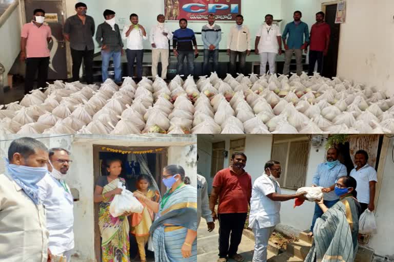 councilor-neeraja-dharmanna-distributed-vegetables-at-36th-word-mahabubabad-municipality