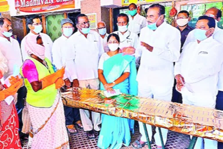 BHADRADRI KOTHAGUDEM PEOPLE FIGHTS AGAINST  CORONA VIRUS