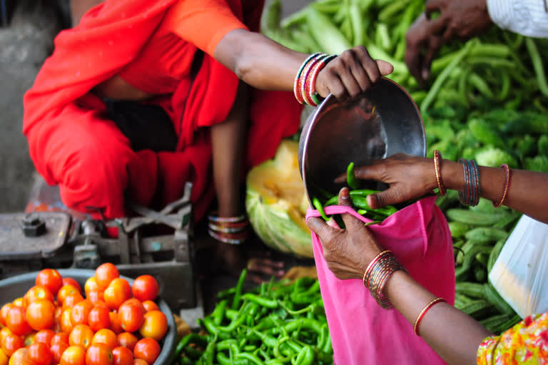 थोक कीमतों पर आधारित महंगाई मार्च में घटकर एक प्रतिशत हुई