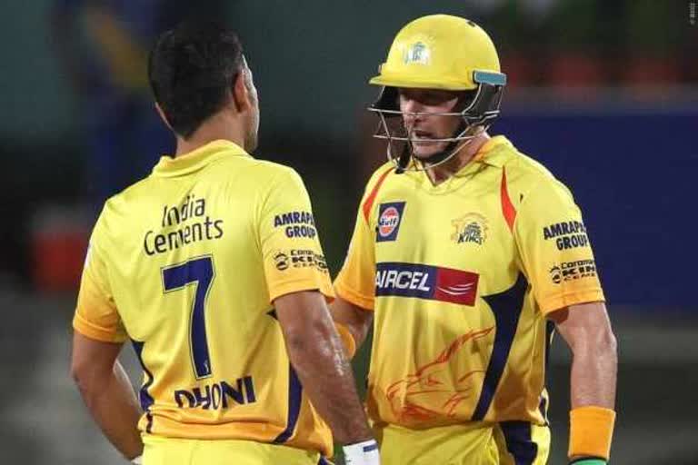 Dhoni moves over losses quickly: Michael Hussey