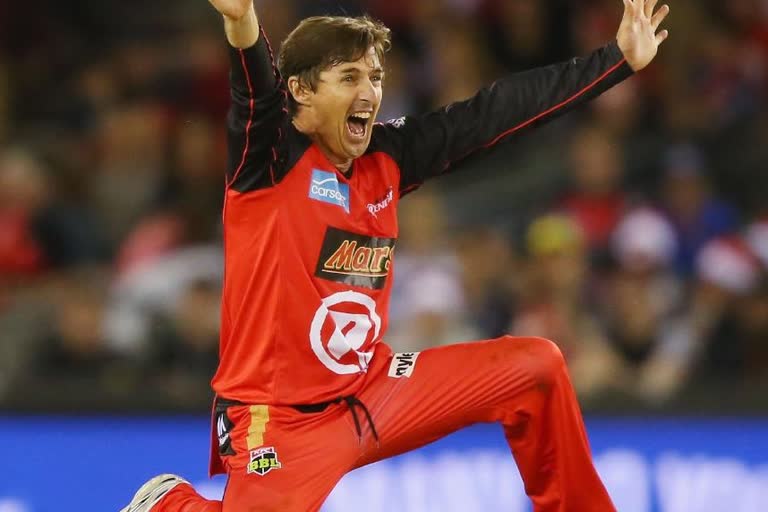 Players to be brought from charter plane for T20 World Cup said brad hogg