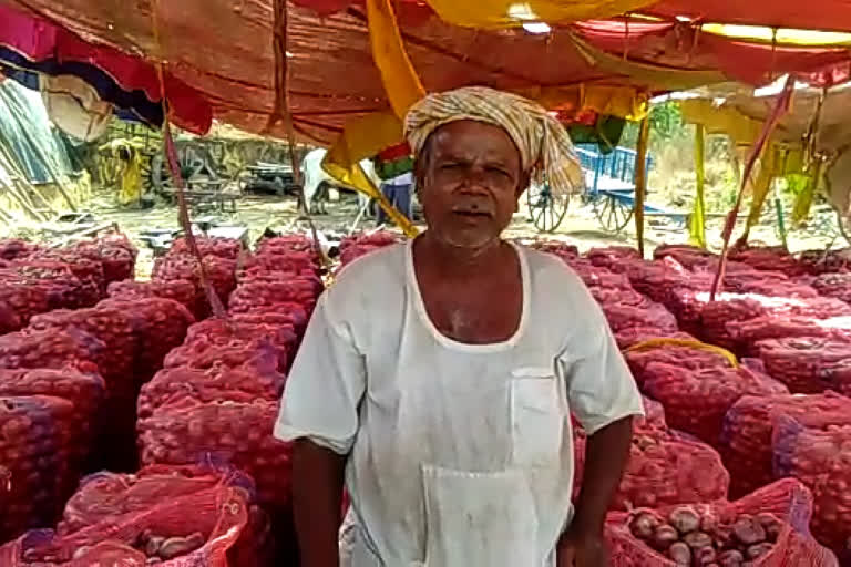 Farmers' hardship without the price of onions