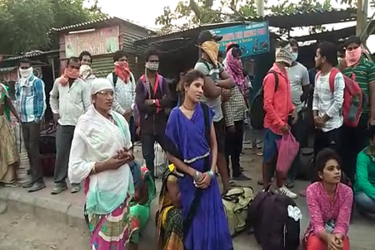 migrant labors in telangana