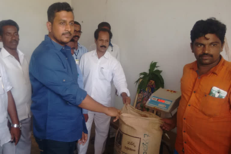 corn purchase centre open in chinamerangi vizianagaram