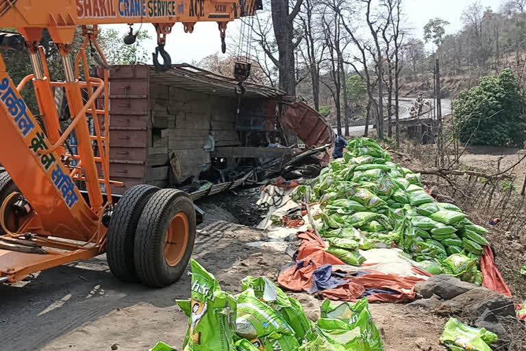 accident near kumbhghat