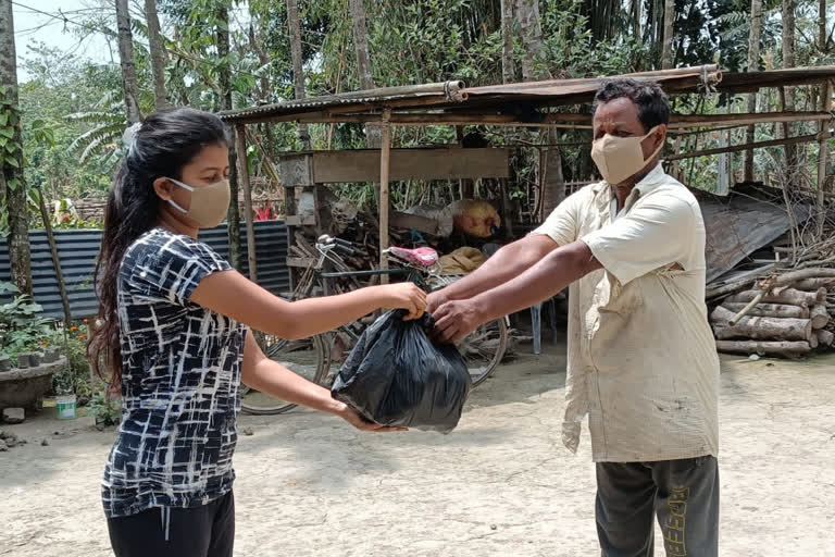 food-kit-distribution-in-mahisagar