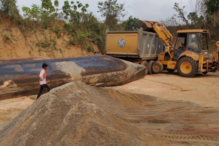 Illegal sandbagging in Bantwal