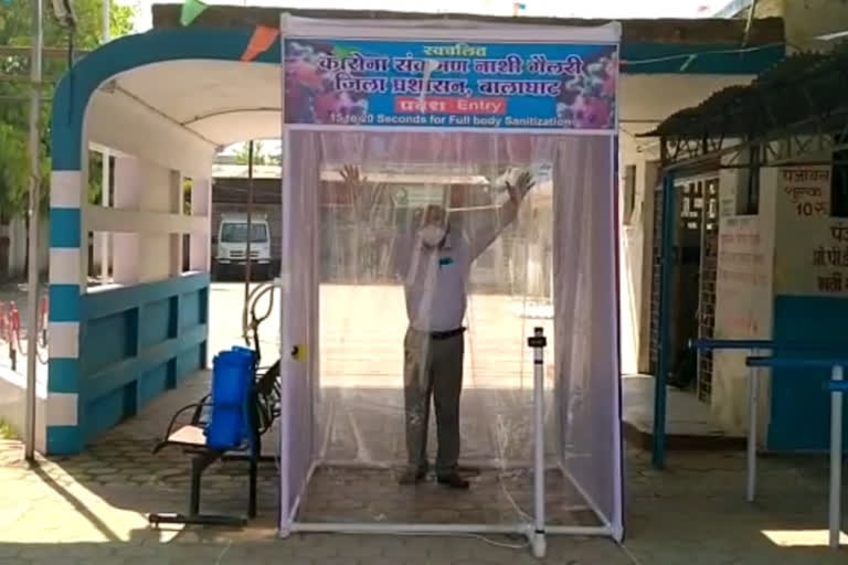 automatic-sanitizer-machine-installed-at-four-places-in-balaghat