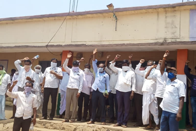 FARMERS PROTEST IN SANGAREDDY