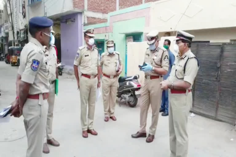 dgp touring containment areas in asif nagar hyderabad