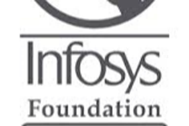 Infosys foundation provide health equipment for covid 19