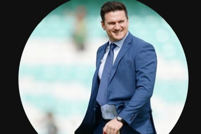 Cricket South Africa appoint Graeme Smith as full-time director