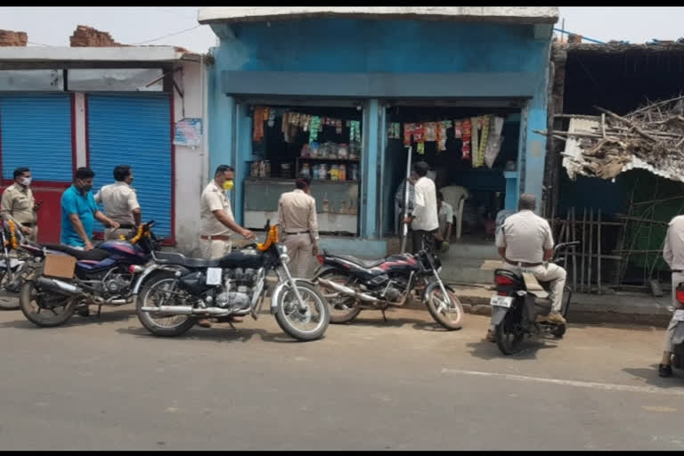 Police punished people by situps who were violating lockdown