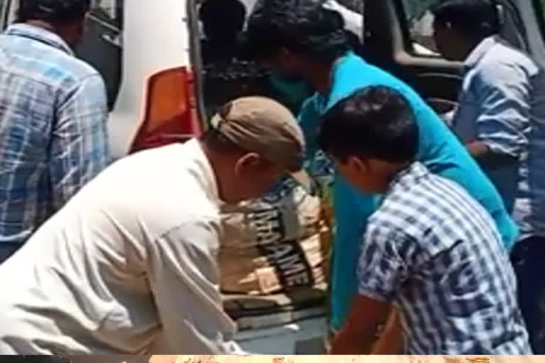 food distributed to poor people by hindu dharma parirakshana samithi at pedasankarlapadu east godavari