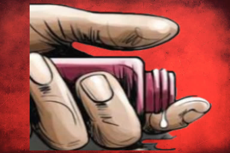 young-farmer-commits-suicide-due-to-debt-at-chinna-komerla-in-kadapa