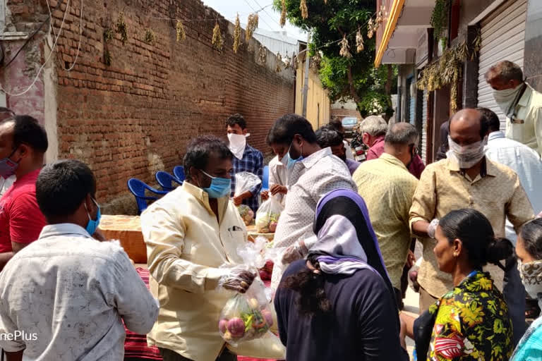 Distribution of essential commodities to 500 poor people in Hyderabad Langer House