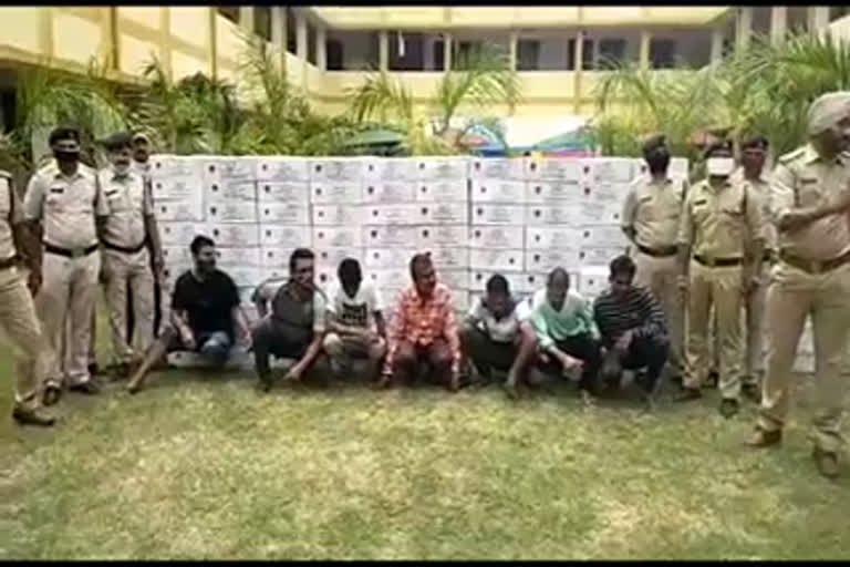 rajnandgaon liquor smuggler