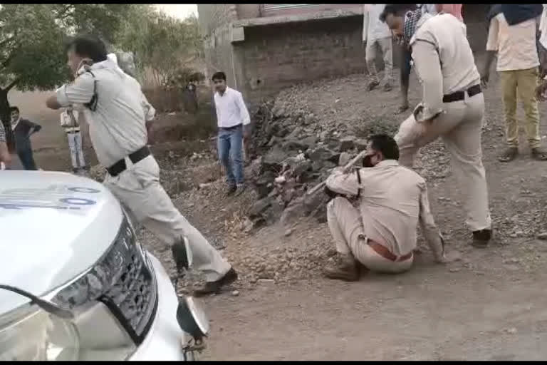 Villagers held police hostage in Rajgarh