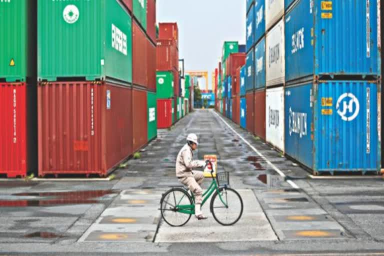 japan exports sink