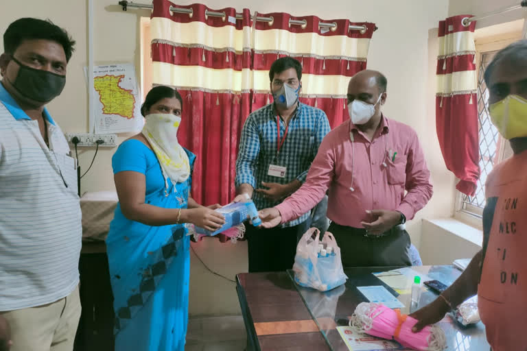 mask, gloves and sanitizer Distribution