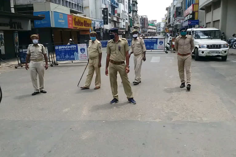 How safe are policemen in coronavirus-affected Ahmedabad