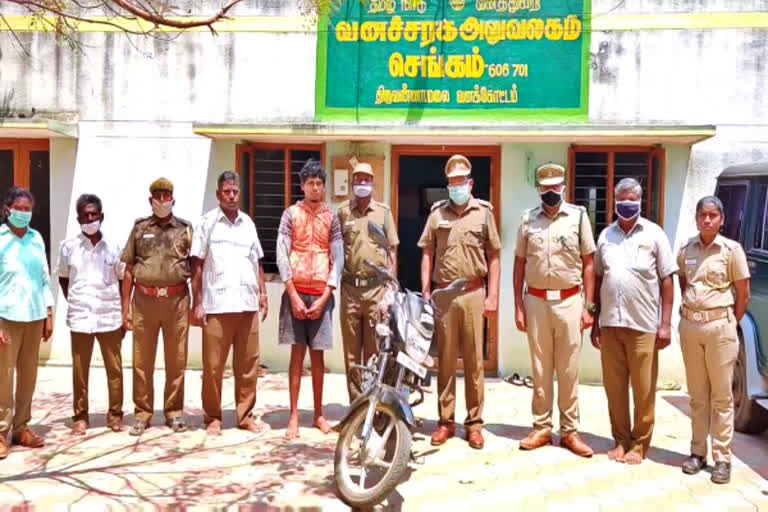 வனவிலங்குகளை வேட்டையாட முயன்றதாக கைது செய்யப்பட்ட ஜெயகாந்தன்