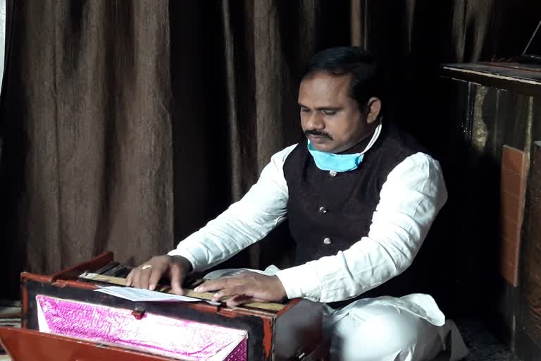 Former MLA Dilip Lahariya