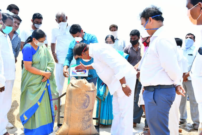 choppadandi grain purchase center