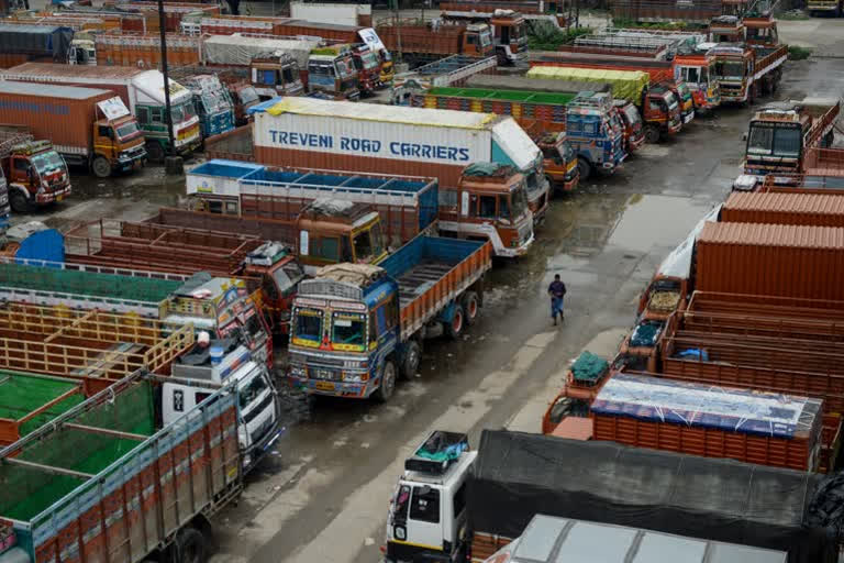 transporters demand reduction in fuel prices