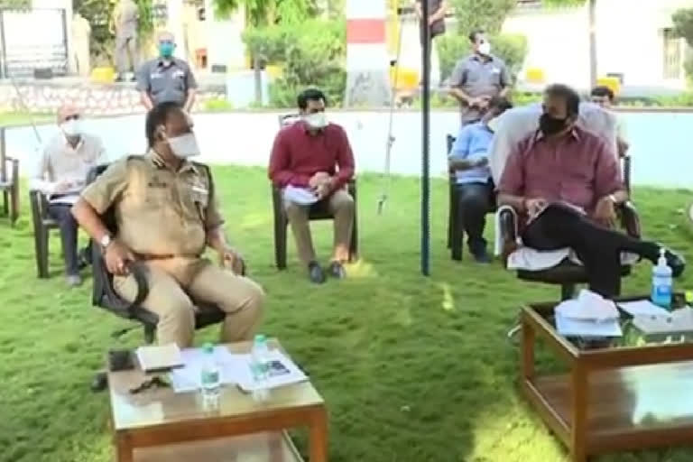 home minister meeting with police department