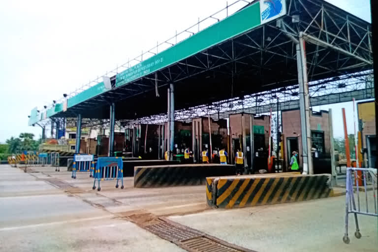 toll plaza