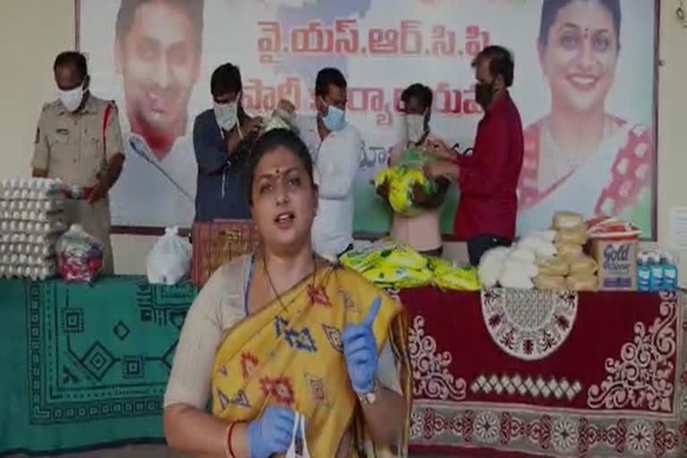 Andhra Pradesh: RK Roja slams TDP for criticising her attendance in inauguration event