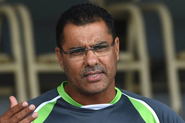 People of pakistan should help Prime Minister Imran khan said waqar younis