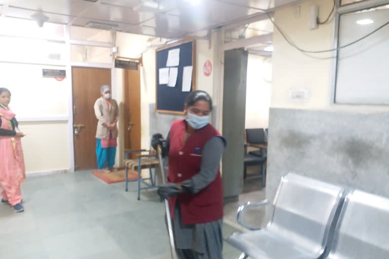 Sanitary workers of igmc Shimla