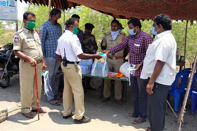 Masks distribution in khammam