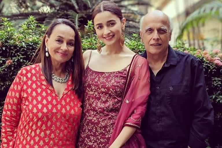 alia bhatt visits parents