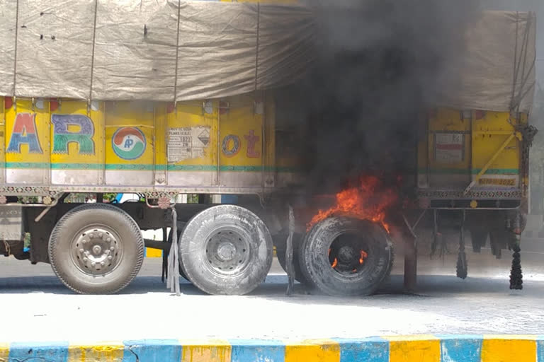 Larry Tire burns at Kasimkota