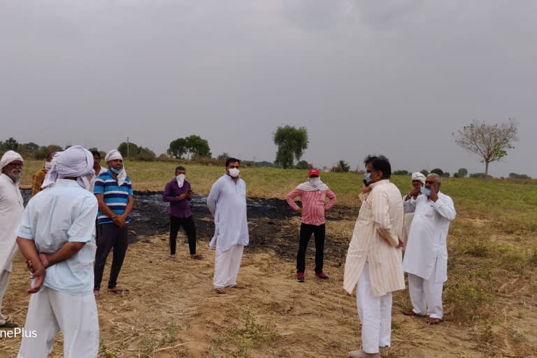 op dhankhad compensate damage by fire in fatehpur village farm