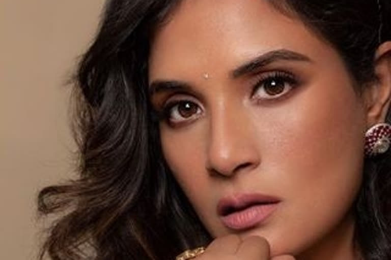 Richa Chadha makes gluten-free pasta amid lockdown