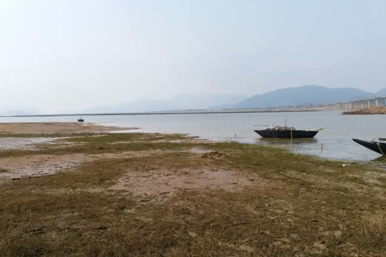 People immersed in Masanjor Dam are not yet known in dumka