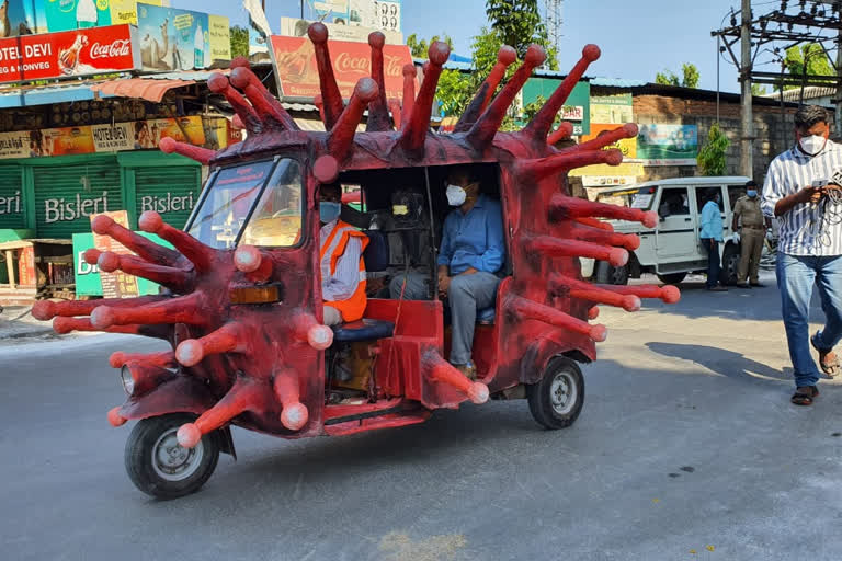 chennai's corona auto spreads awarness on wearing mask