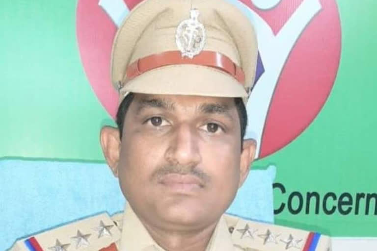 Hyderabad cop pays Rs 20,000 for emergency surgery of Himachal man