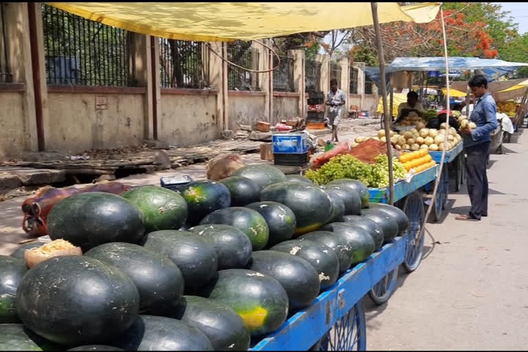 status-of-fruit-business-very-bad-during-lockdown