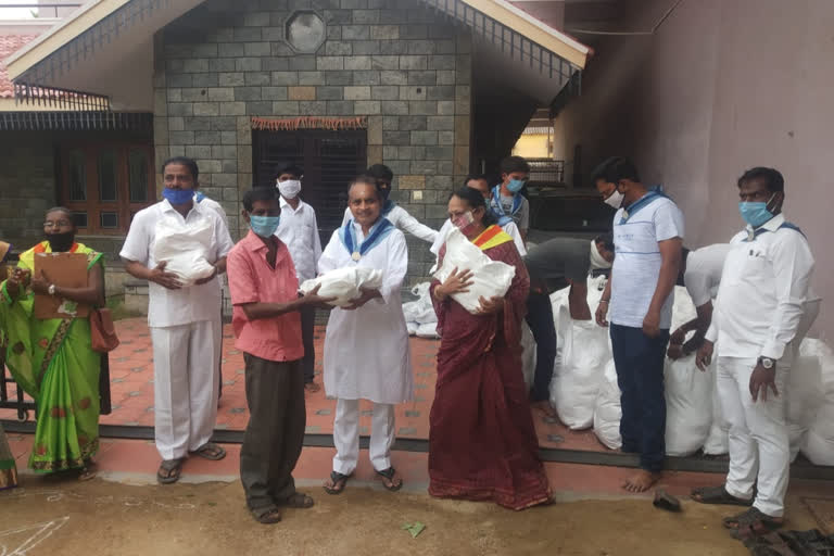 Puttaparthi Sri SatyaSai Baba Punya Tithi: Distribution of groceries to 3000 people