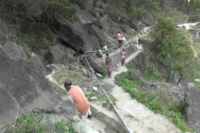 mgnrega work started after relaxation in lockdown in mandi