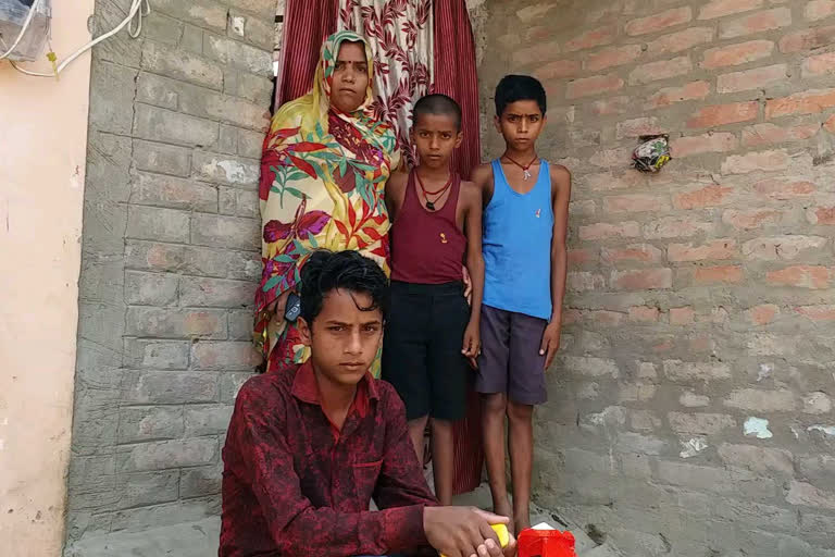 a family of gopalganj hungry for four days