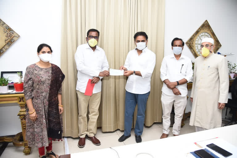 TSPSC donation to Telangana cheif minister's relief fund